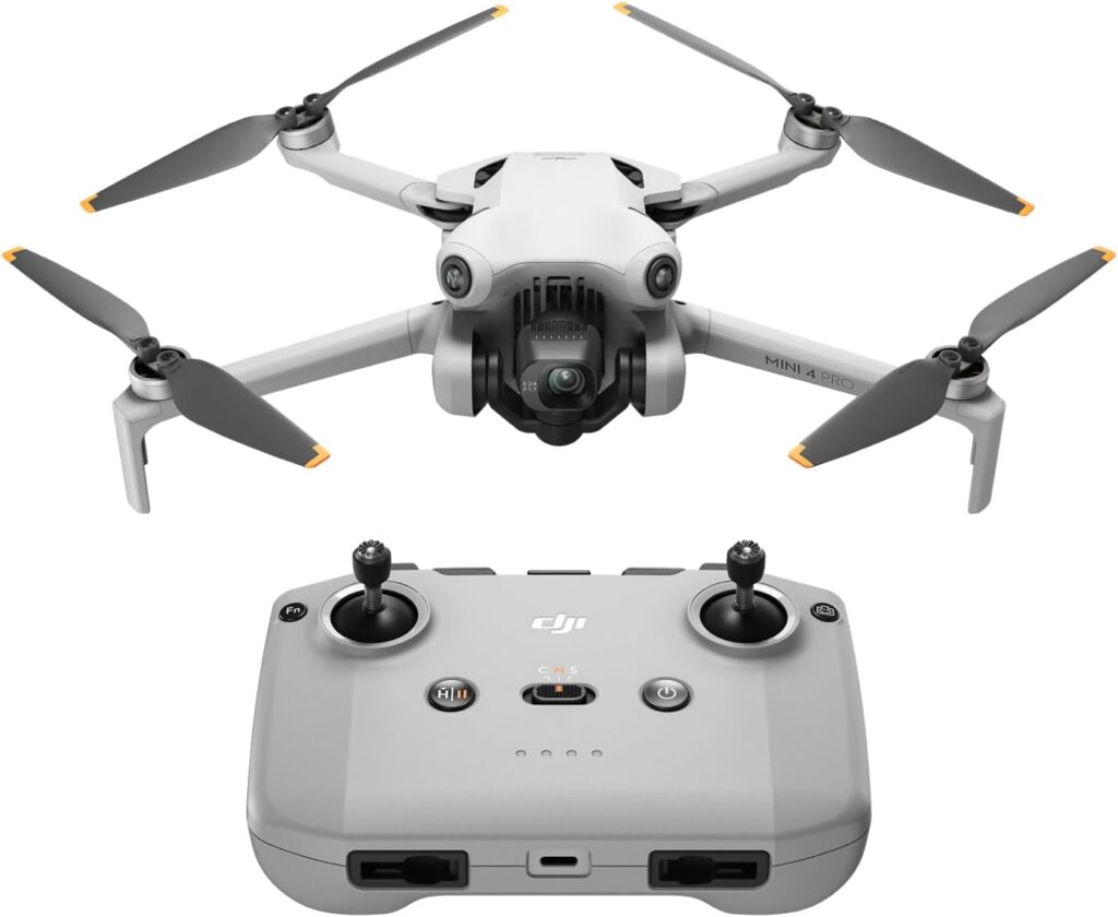 Vue du DJI Mini 4 Pro et de la télécommande RC-N2, mettant en évidence le design compact et épuré du drone et de ses commandes.