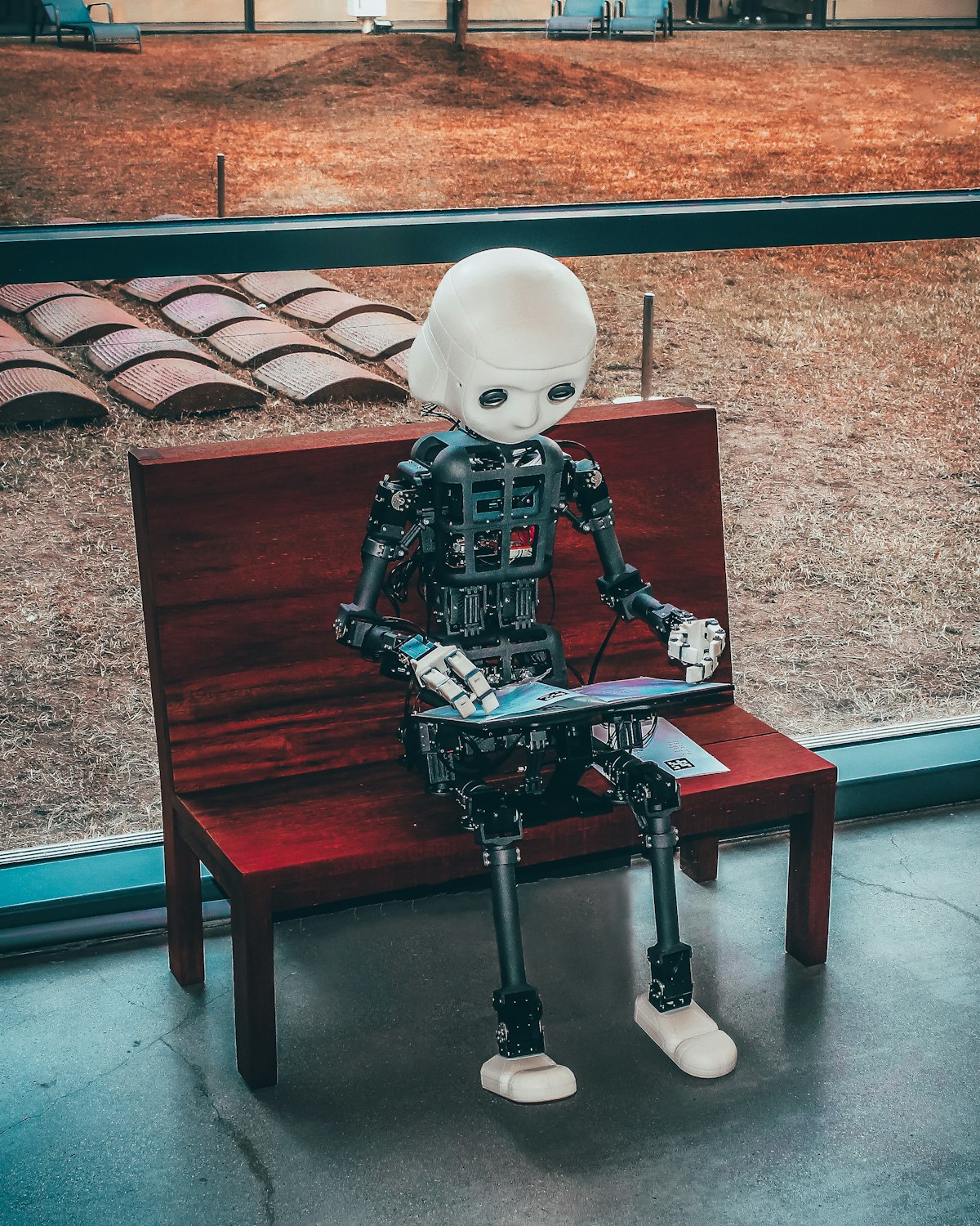 Intelligence artificielle futuriste comparatif outils IA concept 2026