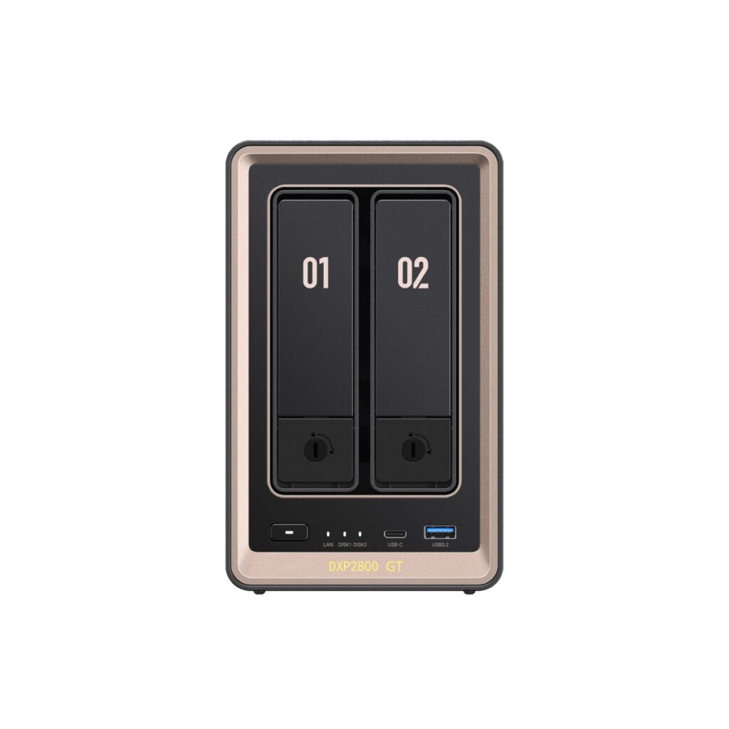 Vue avant du NAS UGREEN DXP2800 GT